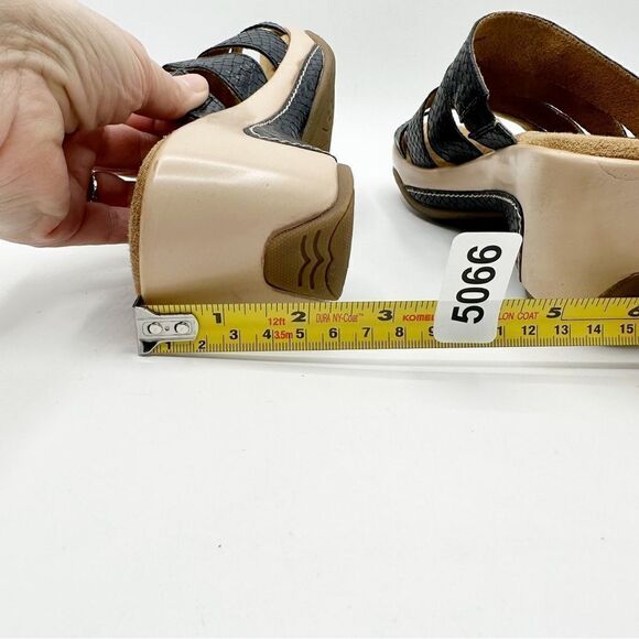 Rialto Womens Valora Blue Textured Platform Wedge Slip On Sz 8.5M - Picture 12 of 12